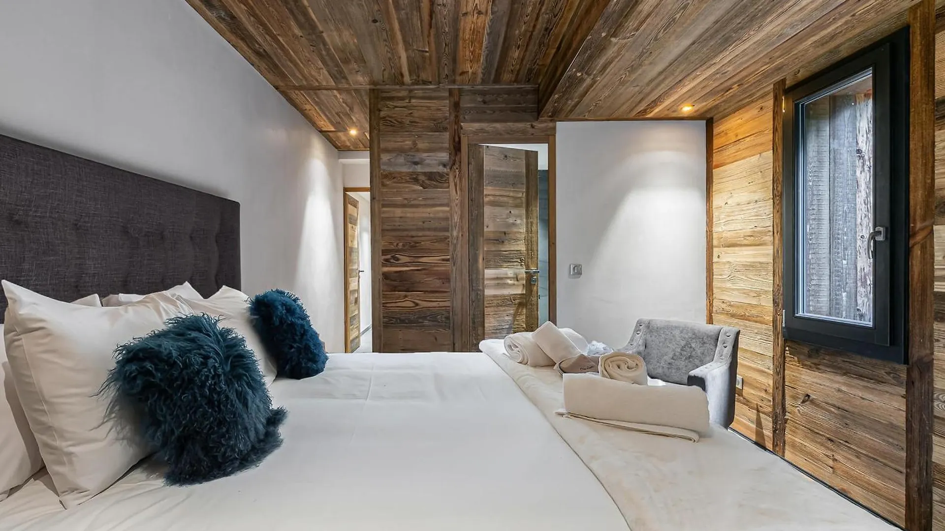 Chalet Centre Megeve Avec Hammam Et Terrasse, 5 Chambres En Suite, Proche Commerces - Fr-1-569-181
